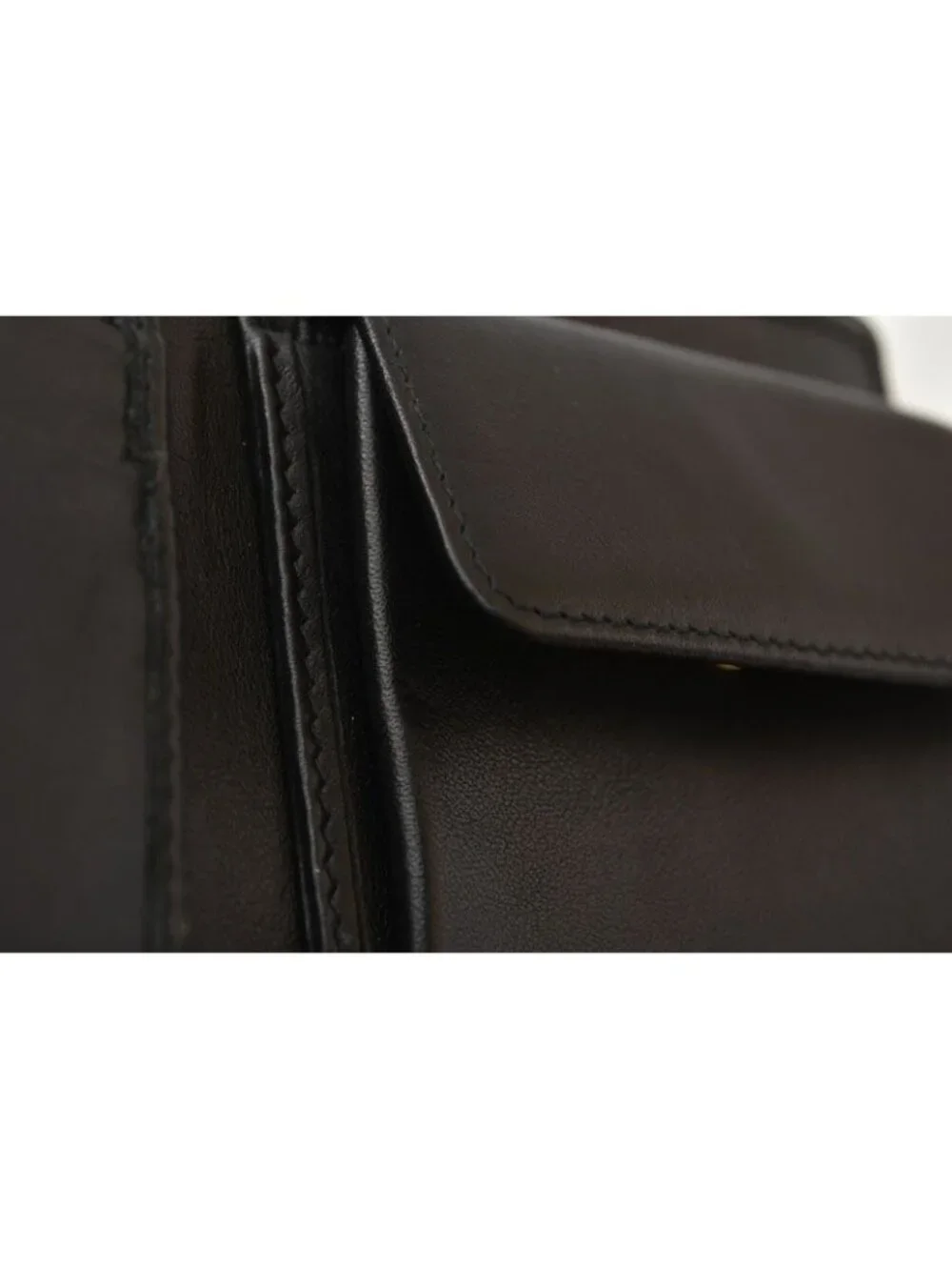 Gucci Wallet Vintage Folded Leather Black Gold